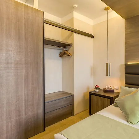 Warmthotel Szálloda