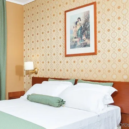 Warmthotel Szálloda 4*