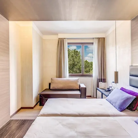 Warmthotel Szálloda 4*