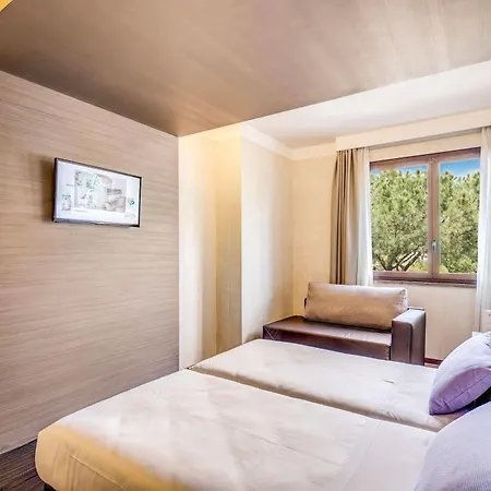 Warmthotel Szálloda