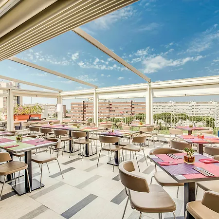 Warmthotel Szálloda 4*