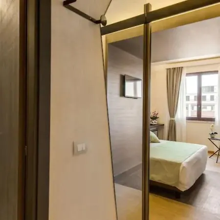 Otel Warmthotel 4*