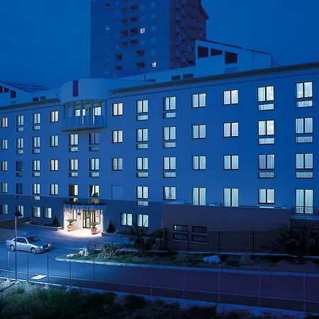 Otel Warmthotel 4*
