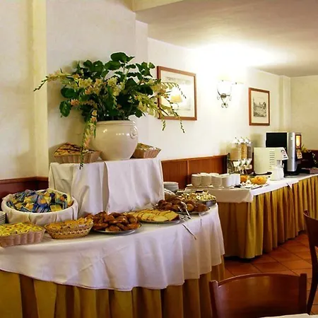 Warmthotel Отель